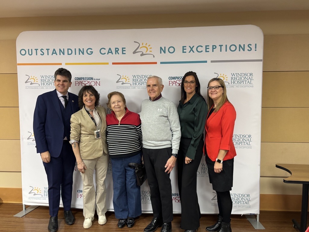 Descriptive alt text