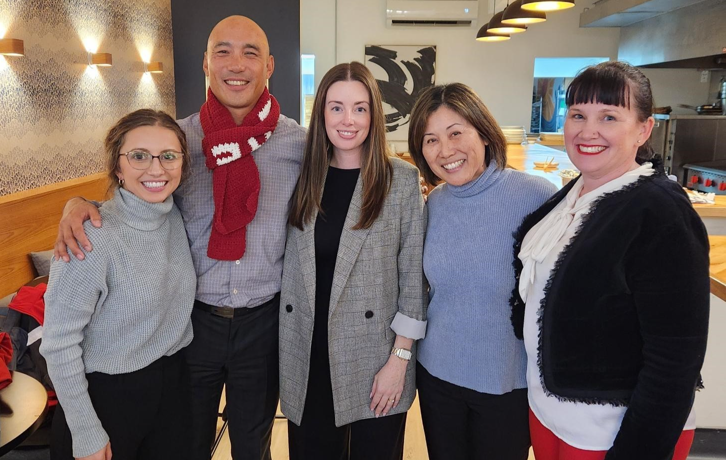 Descriptive alt text